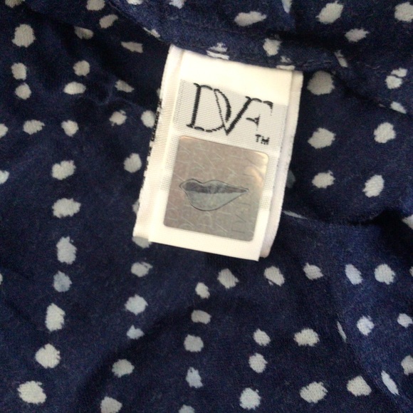 DIANE VON FURSTENBERG PRINTED SILK BUTTON DOWN SHIRT SIZE 2 - Picture 9 of 16